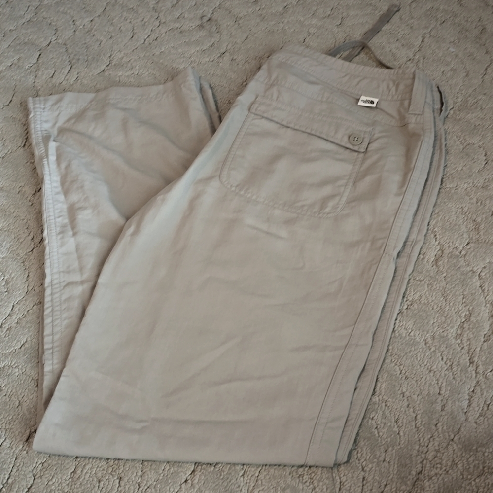 North Face pants that can be rolled up